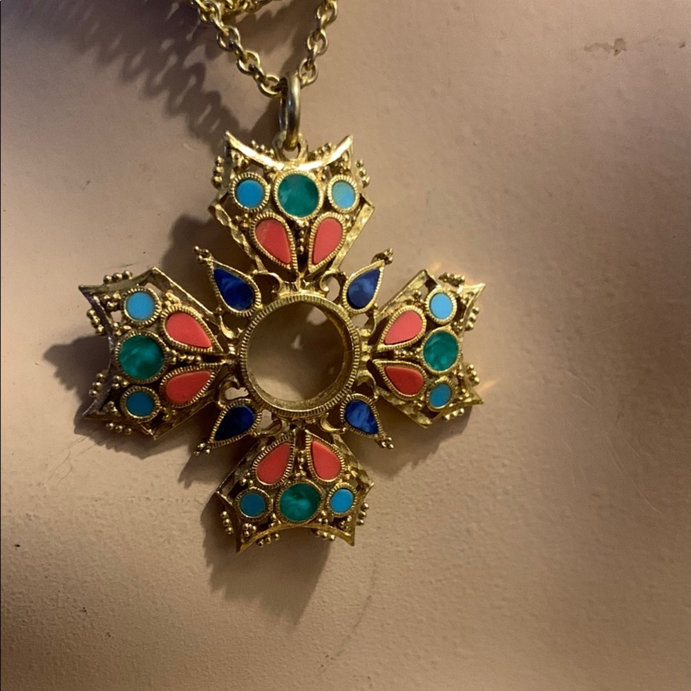 ART ARTHUR PEPPER MALTESE CROSS INLAID NECKLACE ON 30” GOLD  CHAIN